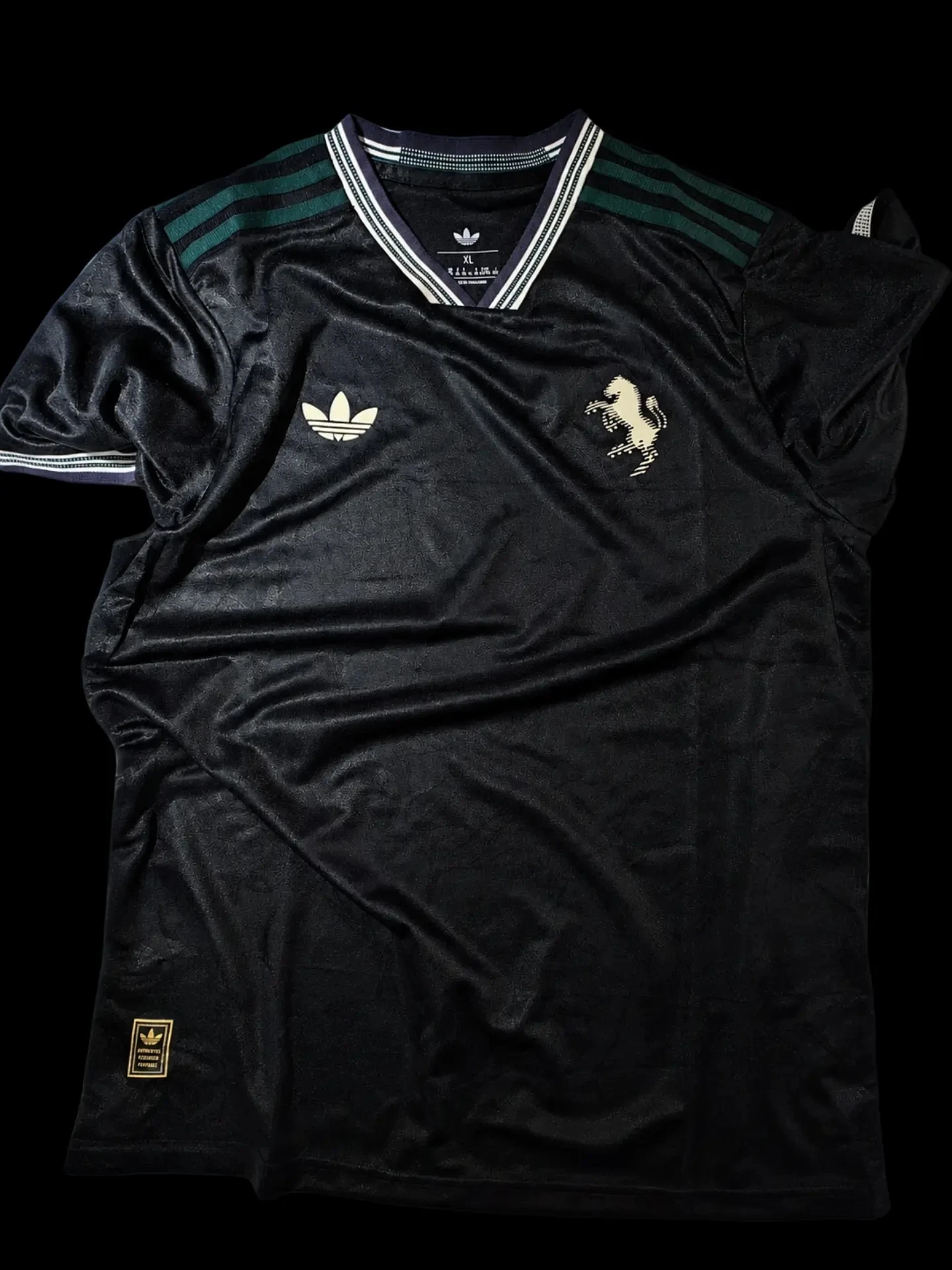Camiseta Adidas Ferrari negra